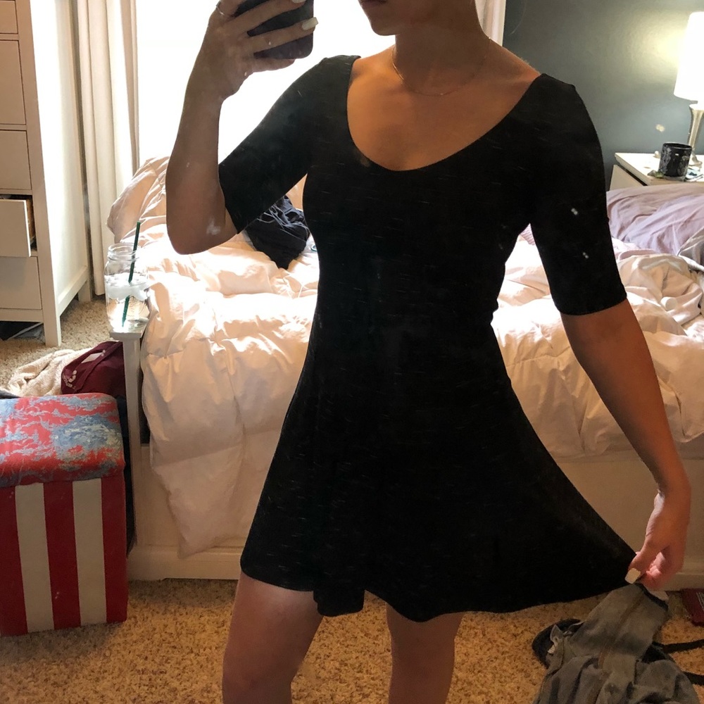 Black quarter sleeved dress